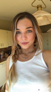 Anna Hubbard